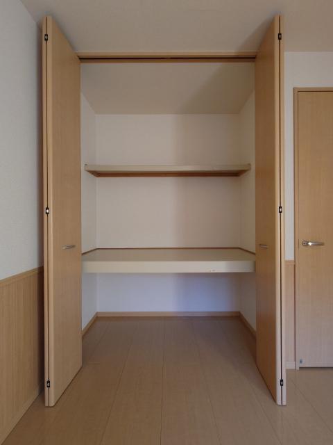 プロイド中央H棟 部屋画像