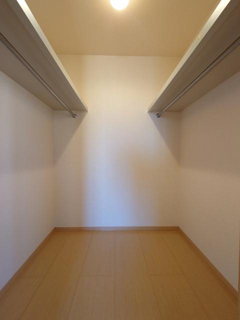 プロイド中央H棟 部屋画像