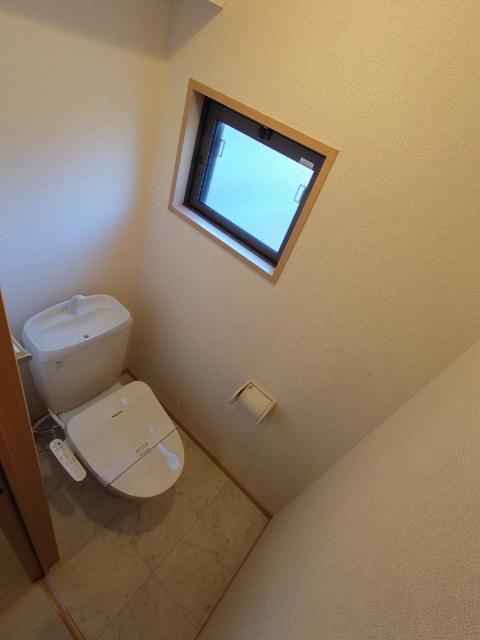 プロイド中央H棟 部屋画像