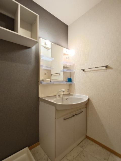 プロイド中央H棟 部屋画像