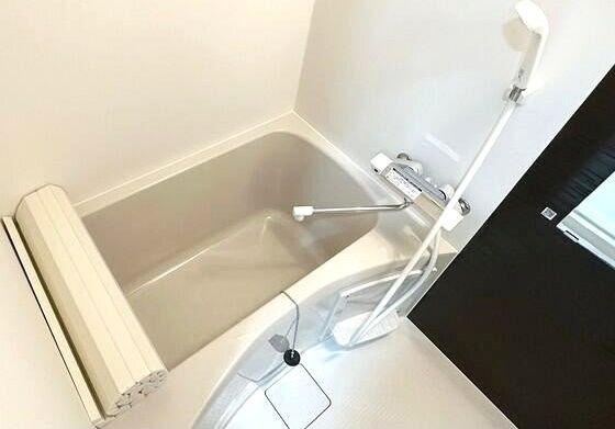 ラグゼナ横浜鶴見 部屋画像