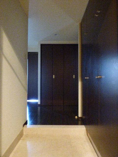 横浜市西区桜木町マンション 部屋画像