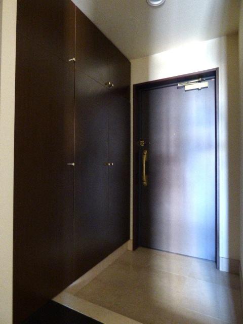 横浜市西区桜木町マンション 部屋画像