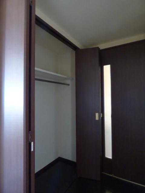 横浜市西区桜木町マンション 部屋画像