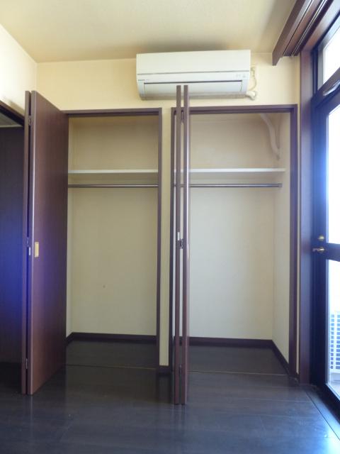 横浜市西区桜木町マンション 部屋画像