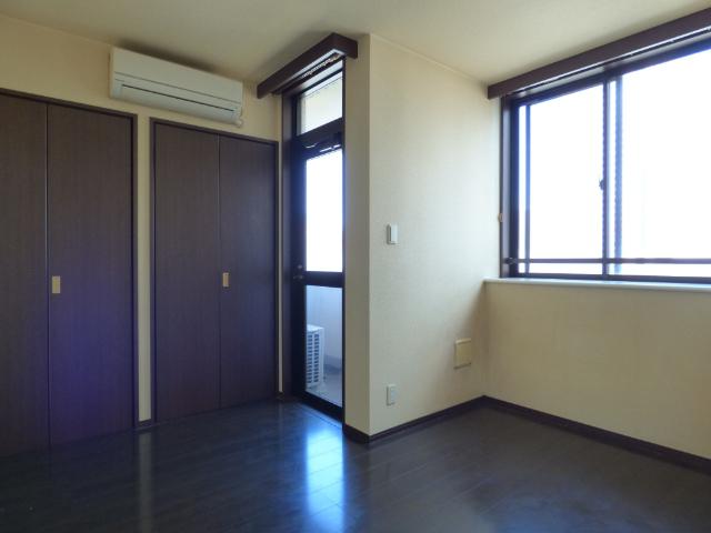 横浜市西区桜木町マンション 部屋画像