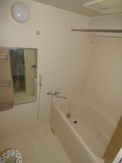 横浜市西区桜木町マンション 部屋画像