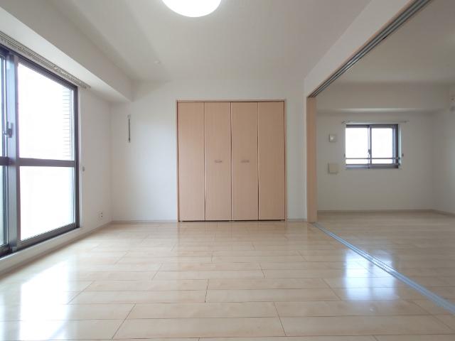 スカイブルーレジデンス横浜 部屋画像