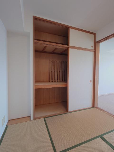 ローレルスクエア港南台C棟 部屋画像