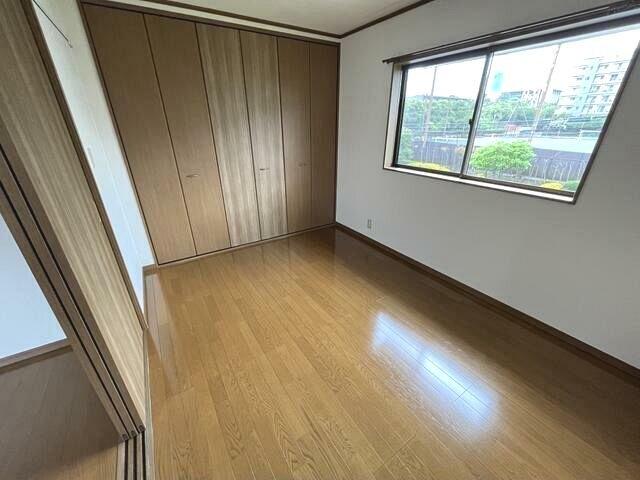 重田テラスＣ棟 部屋画像