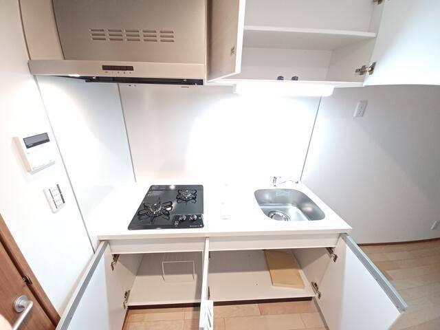 レジデンスセゾン子安 部屋画像
