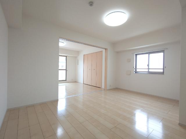 スカイブルーレジデンス横浜 部屋画像