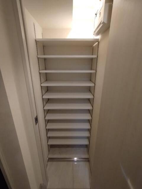 クレイシアＩＤＺ二子新地 部屋画像