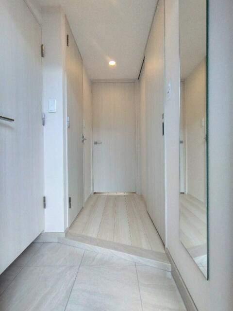 クレイシアＩＤＺ二子新地 玄関