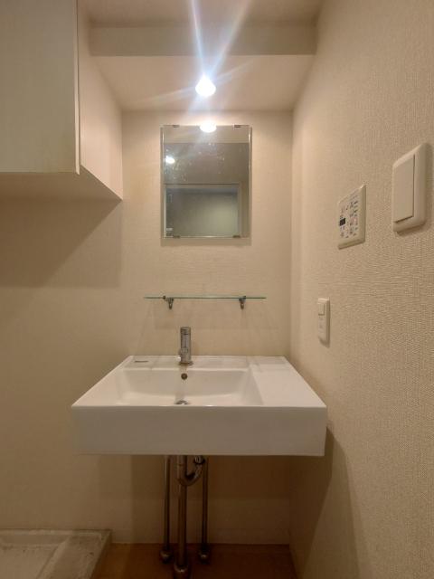 コモド鶴見アネックス 部屋画像
