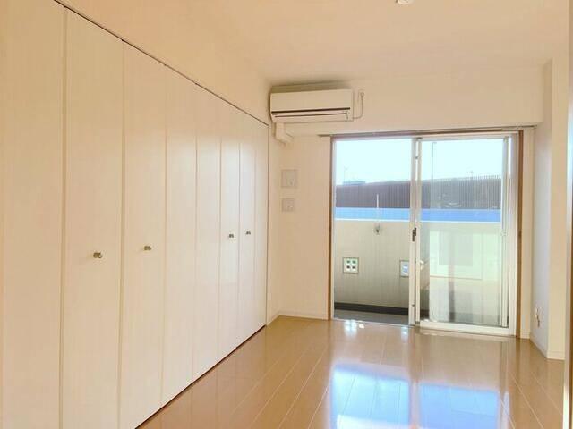 ＳＯＬＡＲＥ横浜 部屋画像