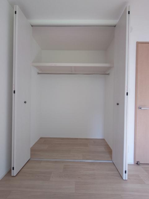 磯子4丁目貸家 部屋画像
