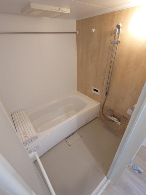 磯子4丁目貸家 部屋画像