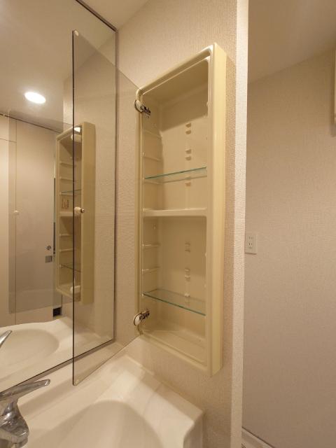 デュオ・スカーラ関内 部屋画像