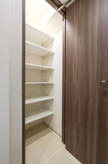 ドゥーエ横濱鶴見 部屋画像