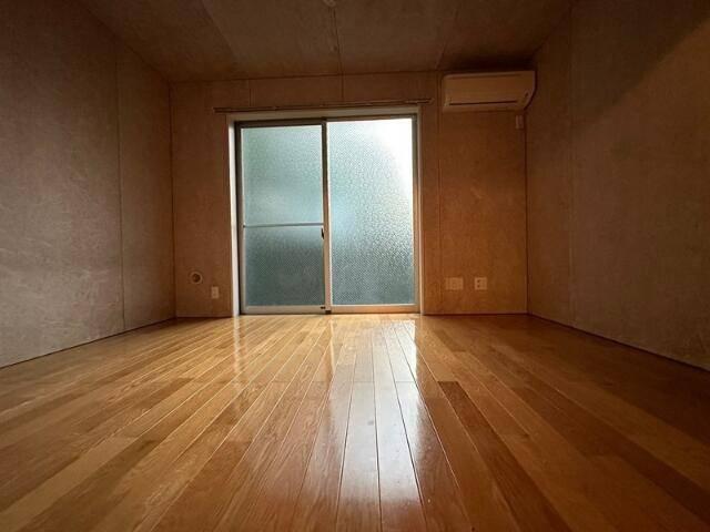 ＳＯＵＴＨ　ＴＯＷＮ　２ 部屋画像