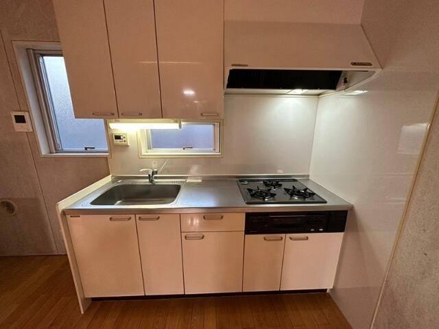 ＳＯＵＴＨ　ＴＯＷＮ　２ 部屋画像