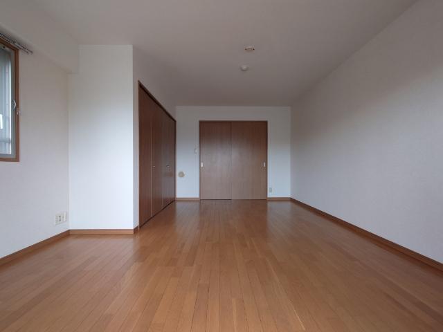 カラット中川 部屋画像
