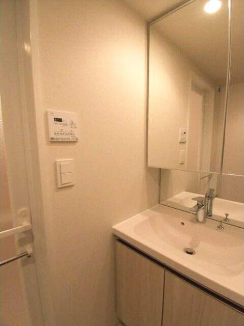 ラクレイス横濱関内 部屋画像