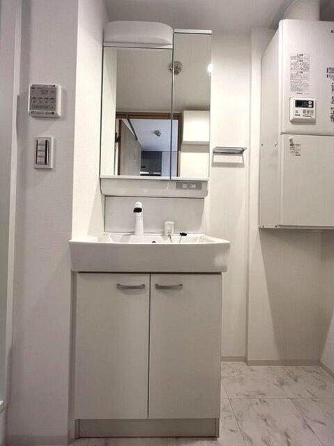 グローリオシェルト新丸子 部屋画像