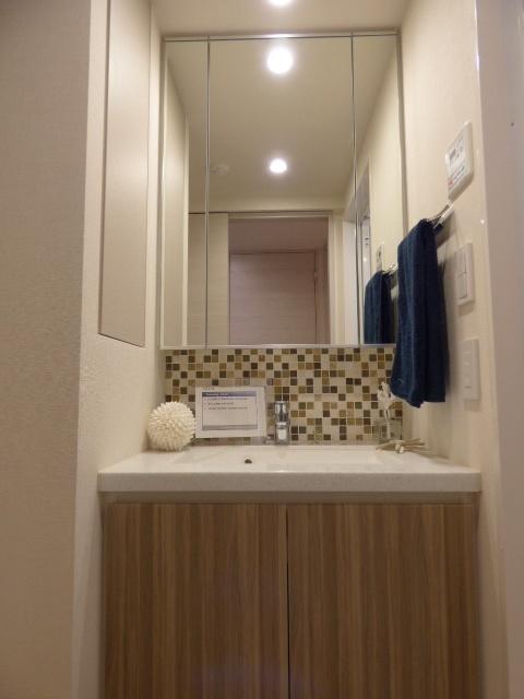 ザ・パークハビオ横浜東神奈川 部屋画像
