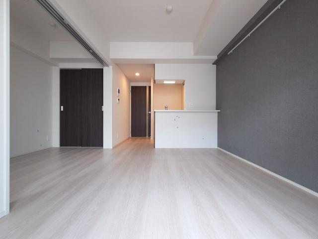 Yokohama Shigyo B.L.D 部屋画像