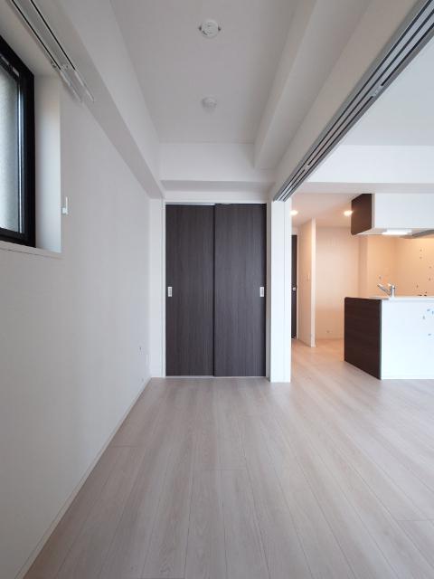 Yokohama Shigyo B.L.D 部屋画像