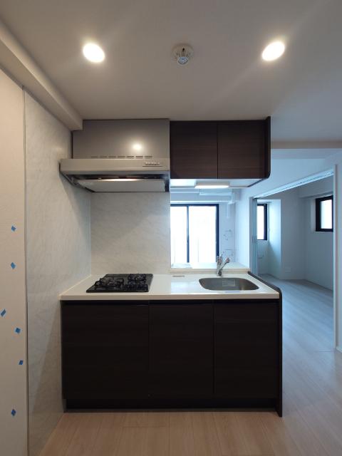 Yokohama Shigyo B.L.D 部屋画像
