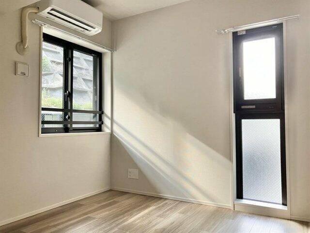 レーベン横浜山手　ＯＮＥ　ＷＡＲＤ　ＣＯＵＲＴ 部屋画像