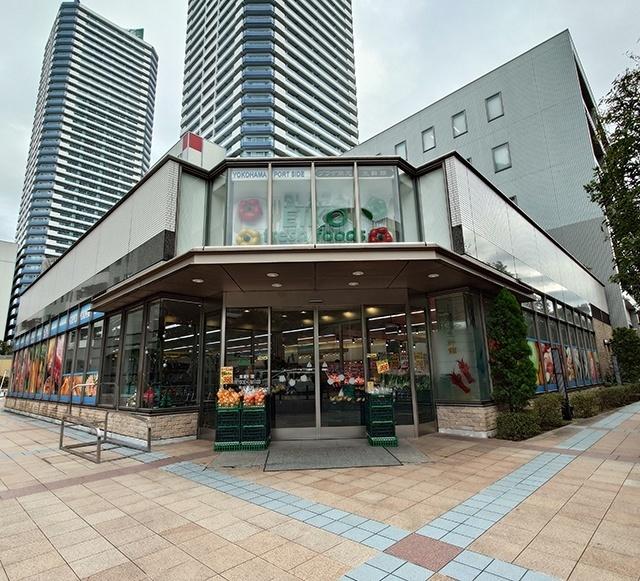 プラザ栄光生鮮館ポートサイド店：260m