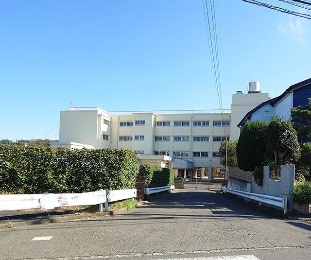 横浜市立荏田小学校：1181m