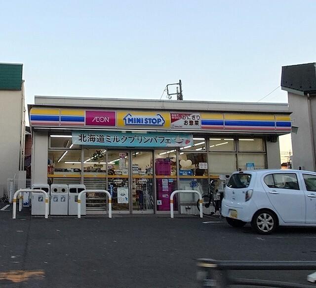 ミニストップ花月園店：128m