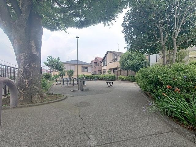 渡戸第二公園：613m