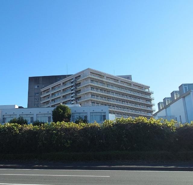 独立行政法人労働者健康安全機構横浜労災病院：2330m