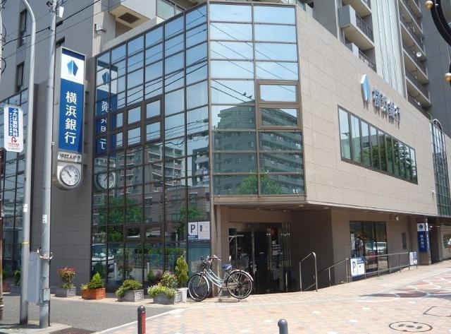 横浜銀行阪東橋支店：373m