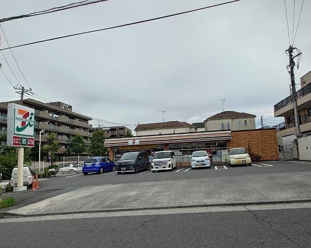セブンイレブン横浜洋光台中央店：60m