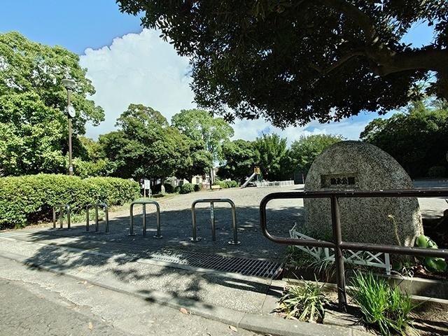 勧永公園：190m