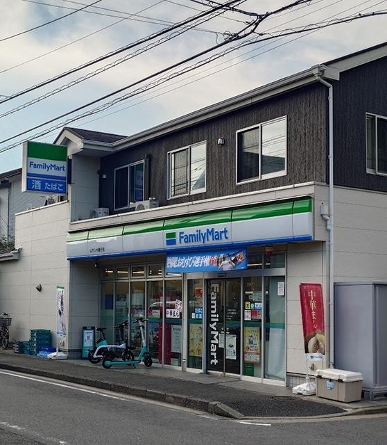 ファミリーマートムサシヤ磯子店：229m