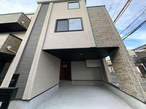 �j�����������