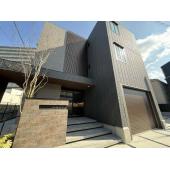 外観タイル張りです