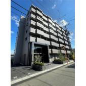 駅から徒歩15分