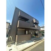 外観タイル張りです