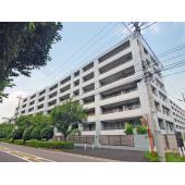 外観タイル張りです