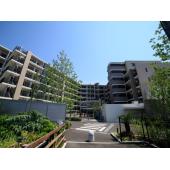 オートロック完備