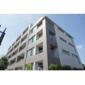 外観タイル張りです